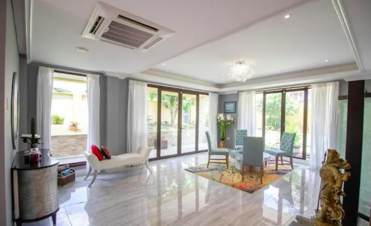 度假居 Port of SpainPandora Luxury Mansion In Pos别墅