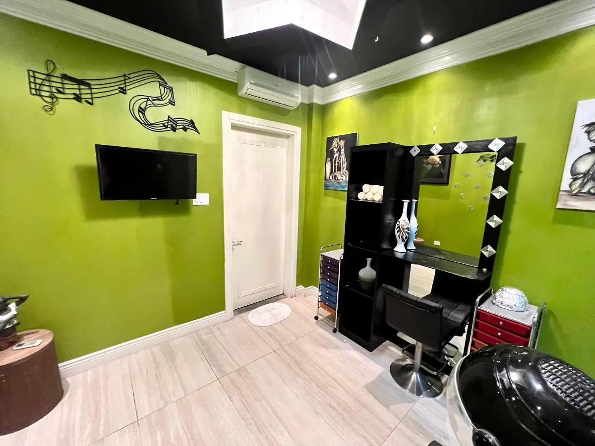 Pandora Luxury Mansion In Pos Villa Port of Spain Casa vacanze